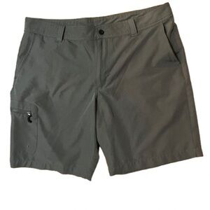 Magellan Outdoors Water Repellent Fish Gear Shorts Lightweight Size 38